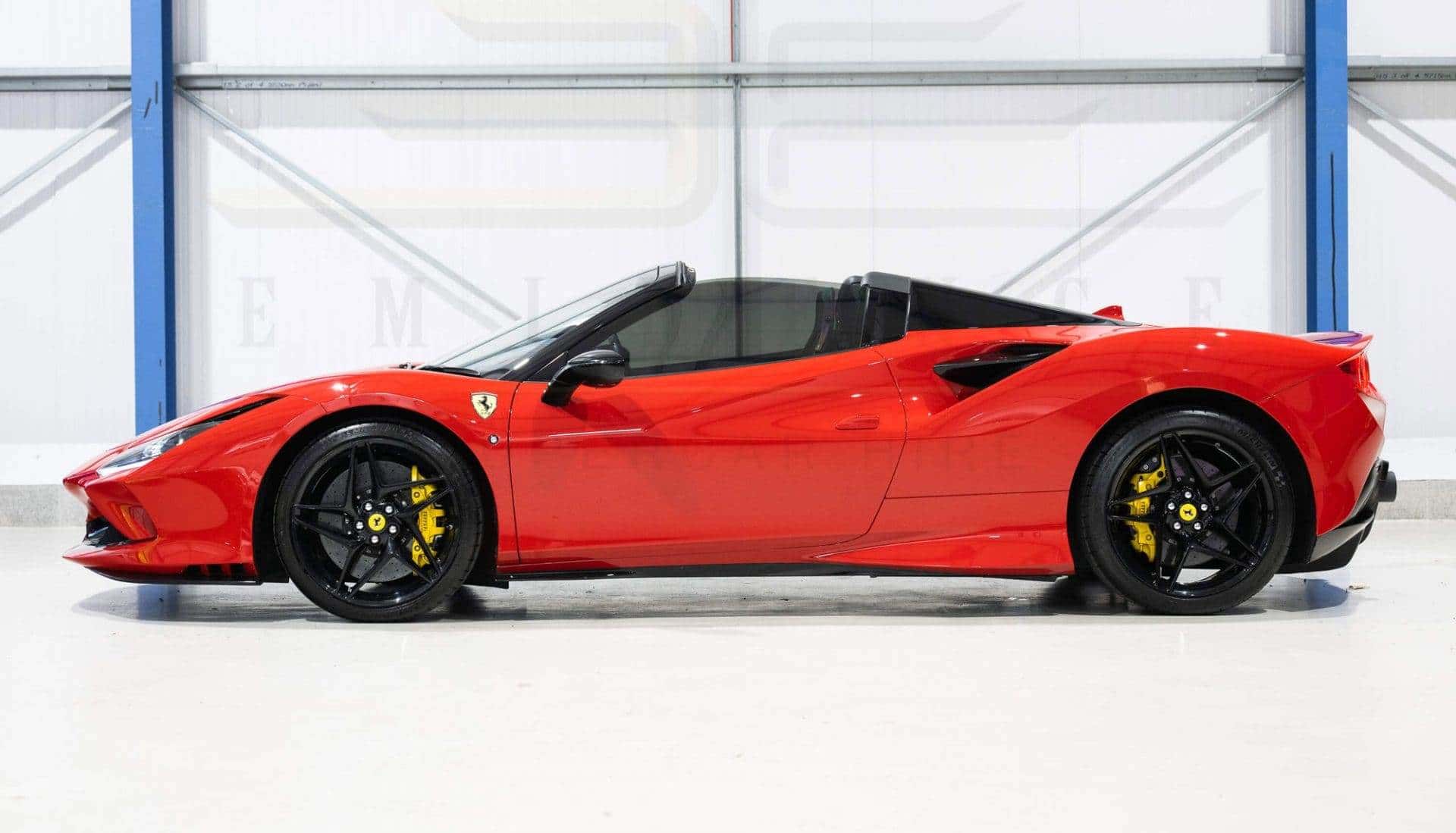 Ferrari F8 Spider — photo 1 of 5