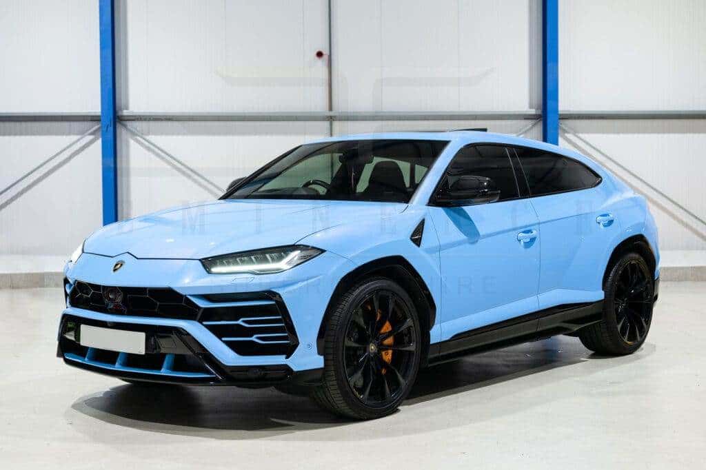 Lamborghini Urus — photo 1 of 5