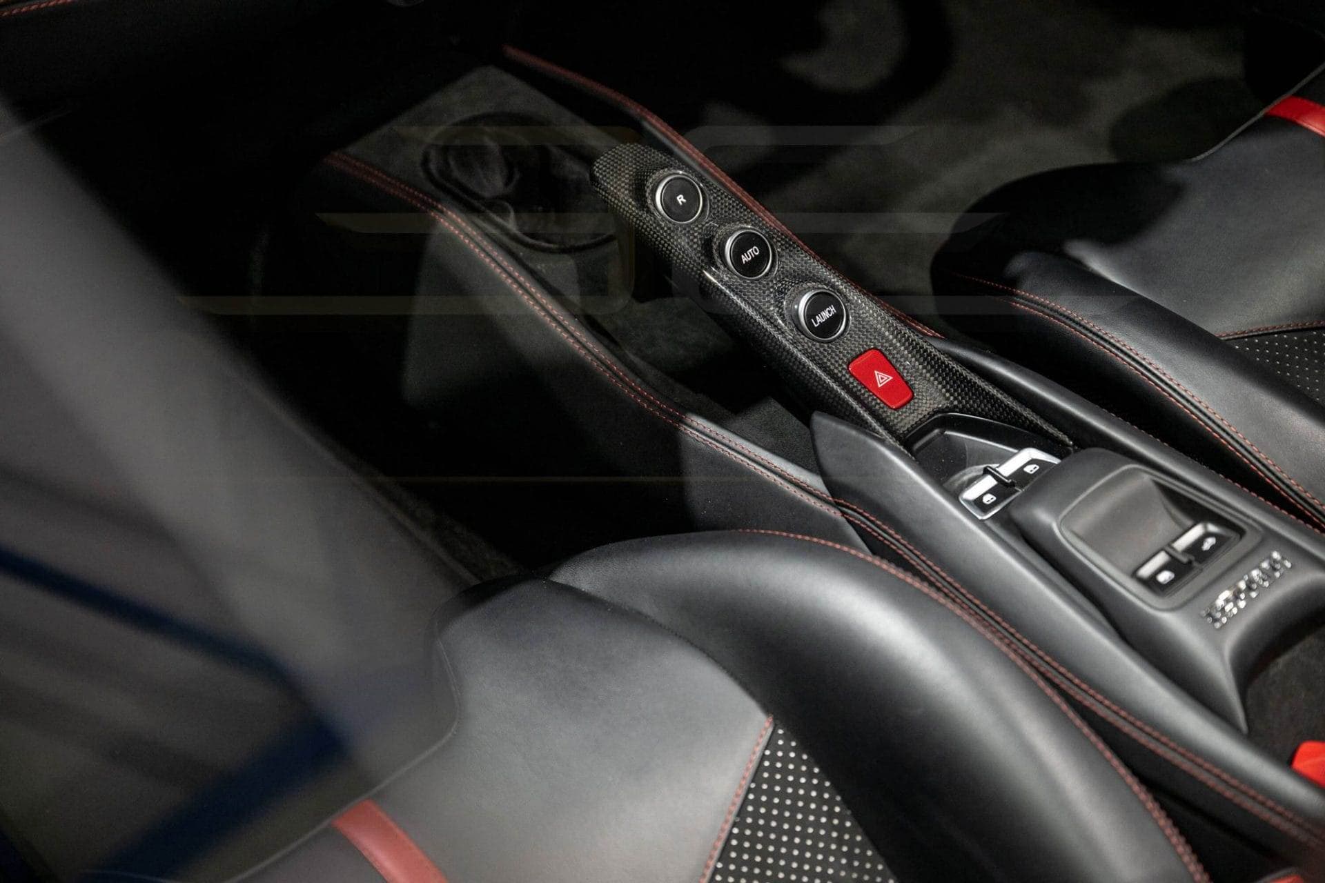 Ferrari F8 Spider detail